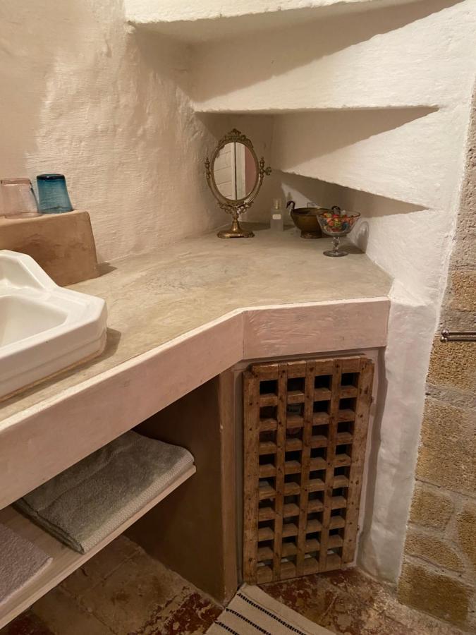 Les Chambres D'Elise Collias Bagian luar foto